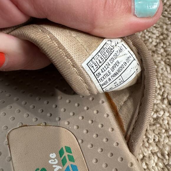 Skechers Reggae Mad Swag Strappy Slip On Sandals Women's Size 7.5 Toe Loop - Picture 8 of 8